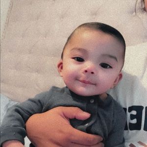 Meet your Posher, Abigail